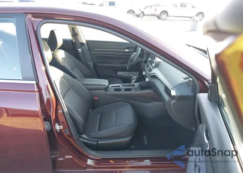 2025 Nissan Altima Sv Fwd z USA, uszkodzony, nr VIN 1N4BL4DV2SN325645